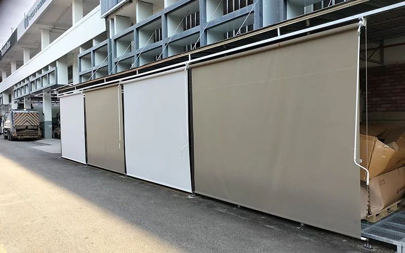 Roller Shades for Outside Spaces: Materials, Mounting, and Maintenance Tips